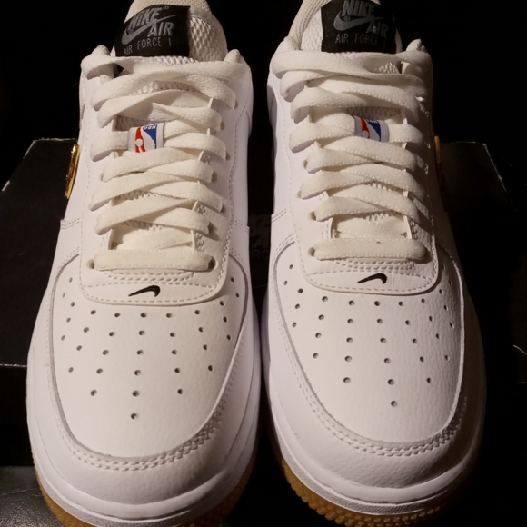 Nike Air Force 1 07 LV8 OG BOX - Picture 2 of 8